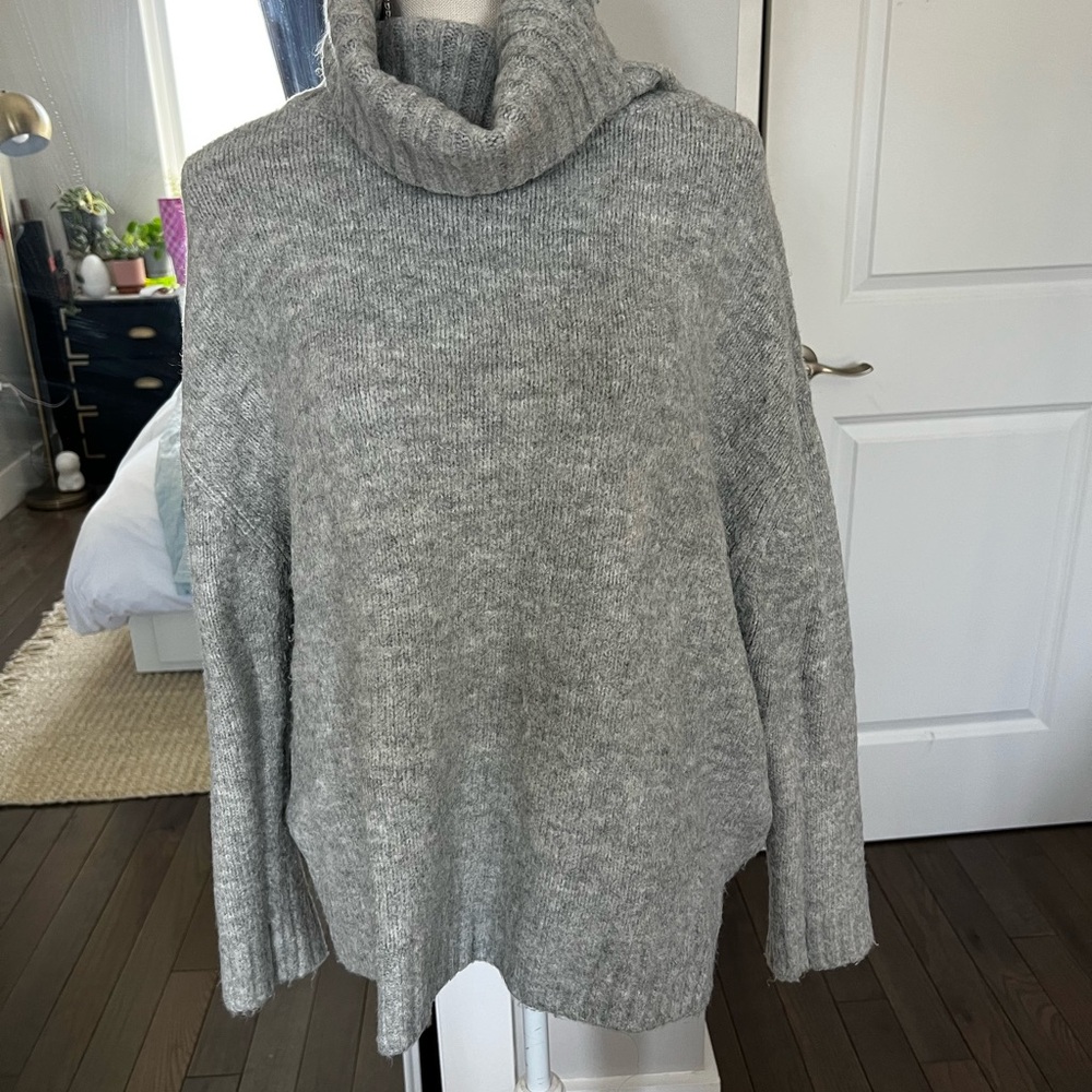 Cozy Gray Turtleneck Sweater